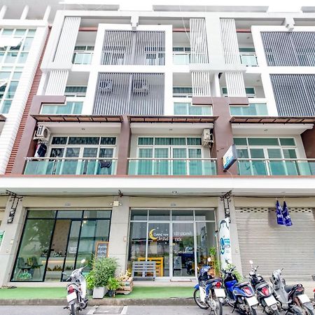 Central View Hostel Hat Yai Eksteriør billede